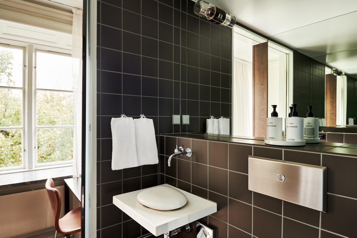 Standard Double Room,1742643952:JPEG